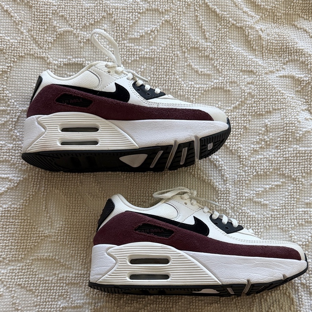 Nike White and Burgundy Athletic Shoes